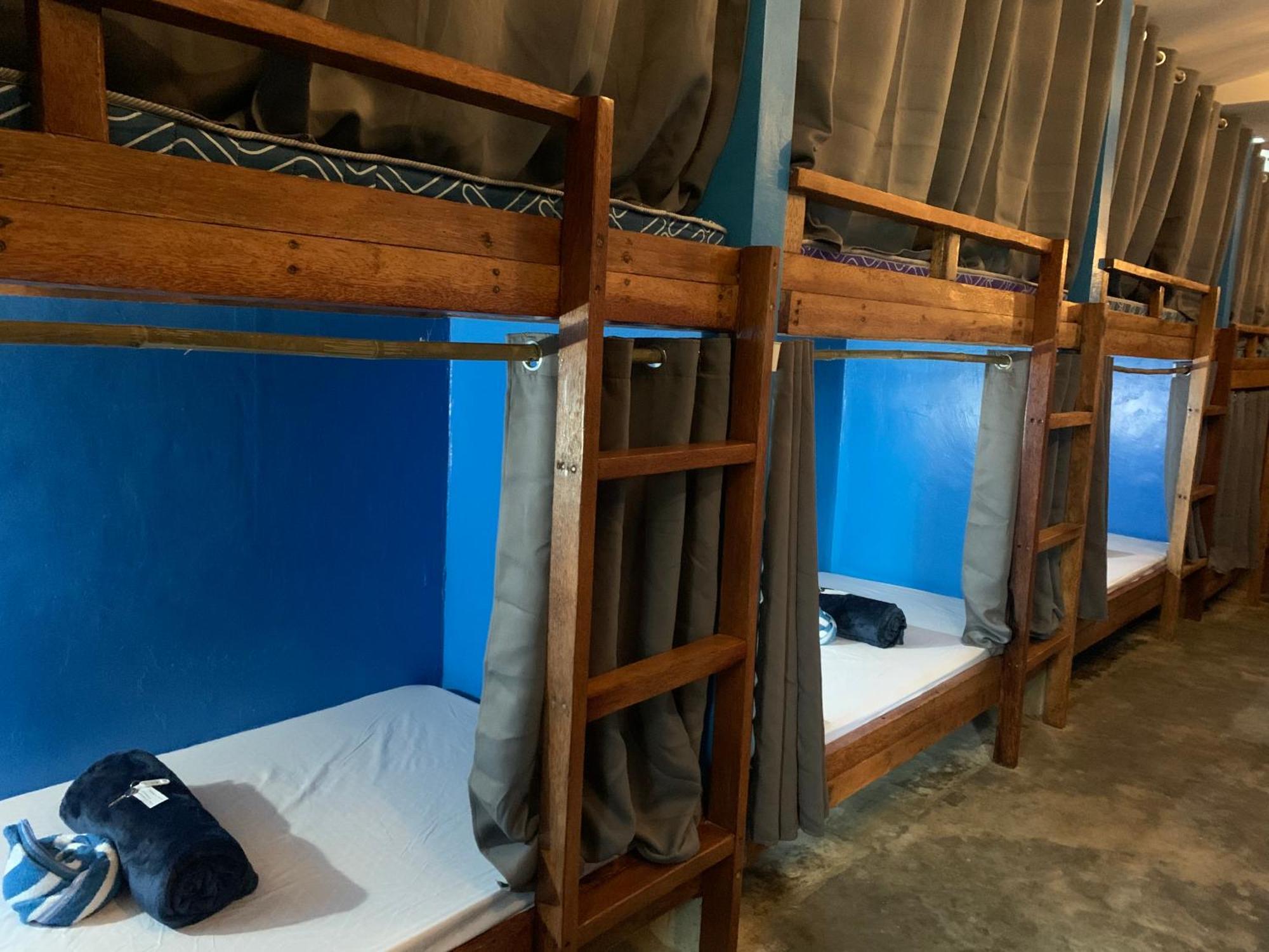 Jaydy Hostel General Luna  Zewnętrze zdjęcie