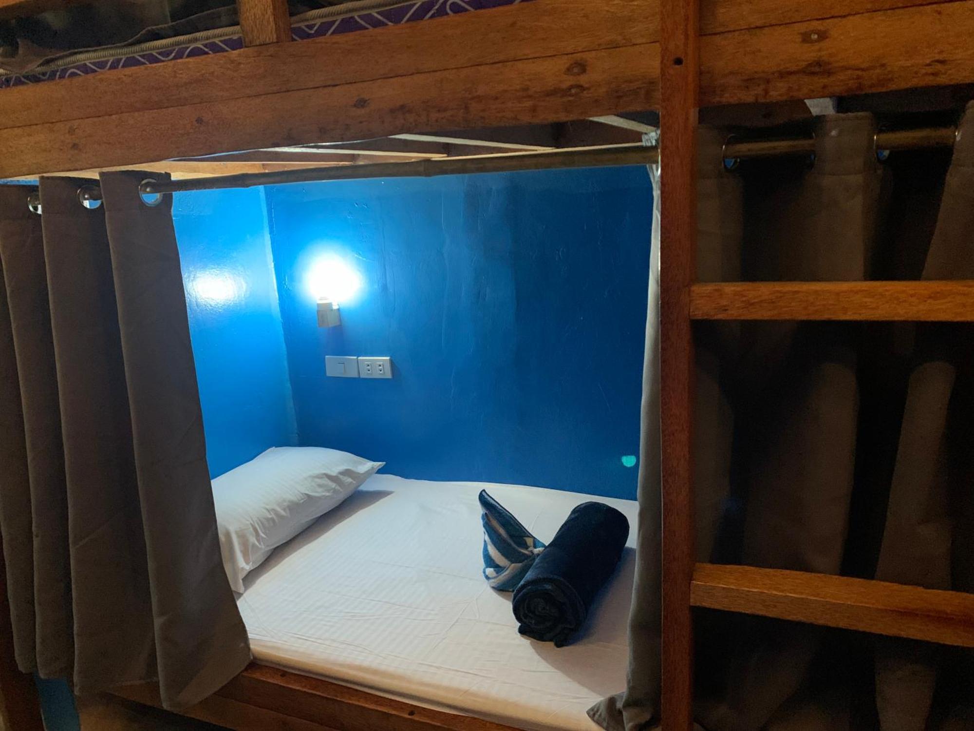Jaydy Hostel General Luna  Zewnętrze zdjęcie