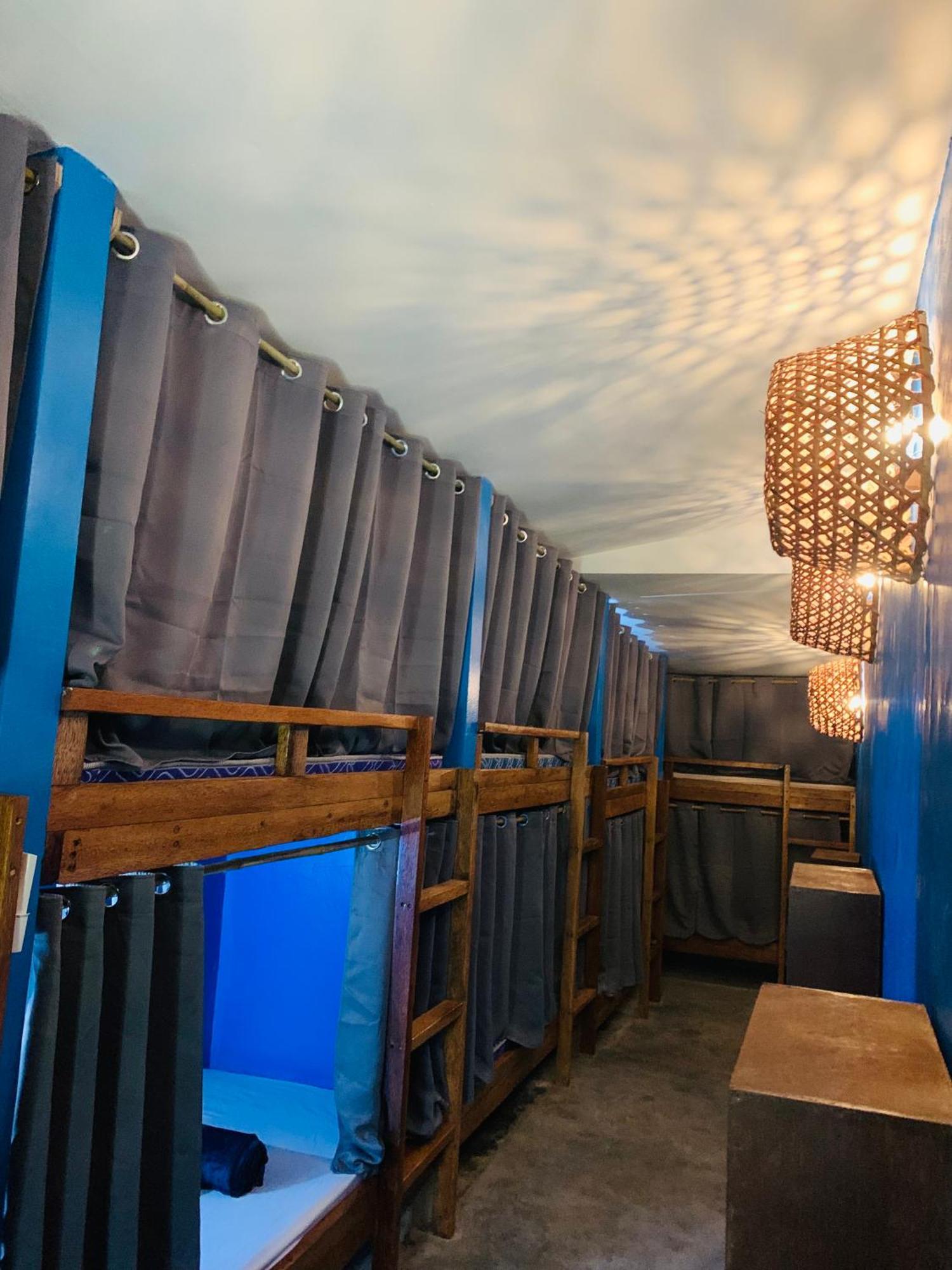 Jaydy Hostel General Luna  Zewnętrze zdjęcie