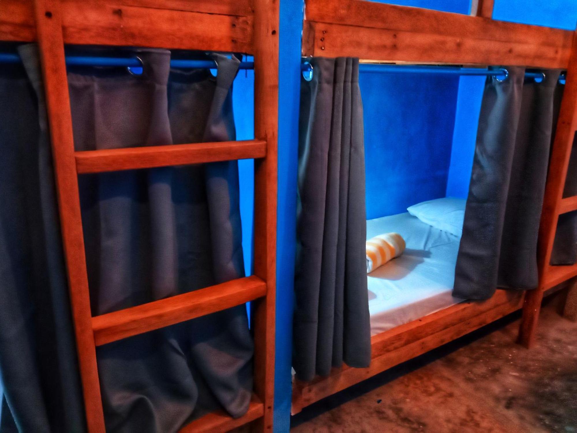 Jaydy Hostel General Luna  Zewnętrze zdjęcie