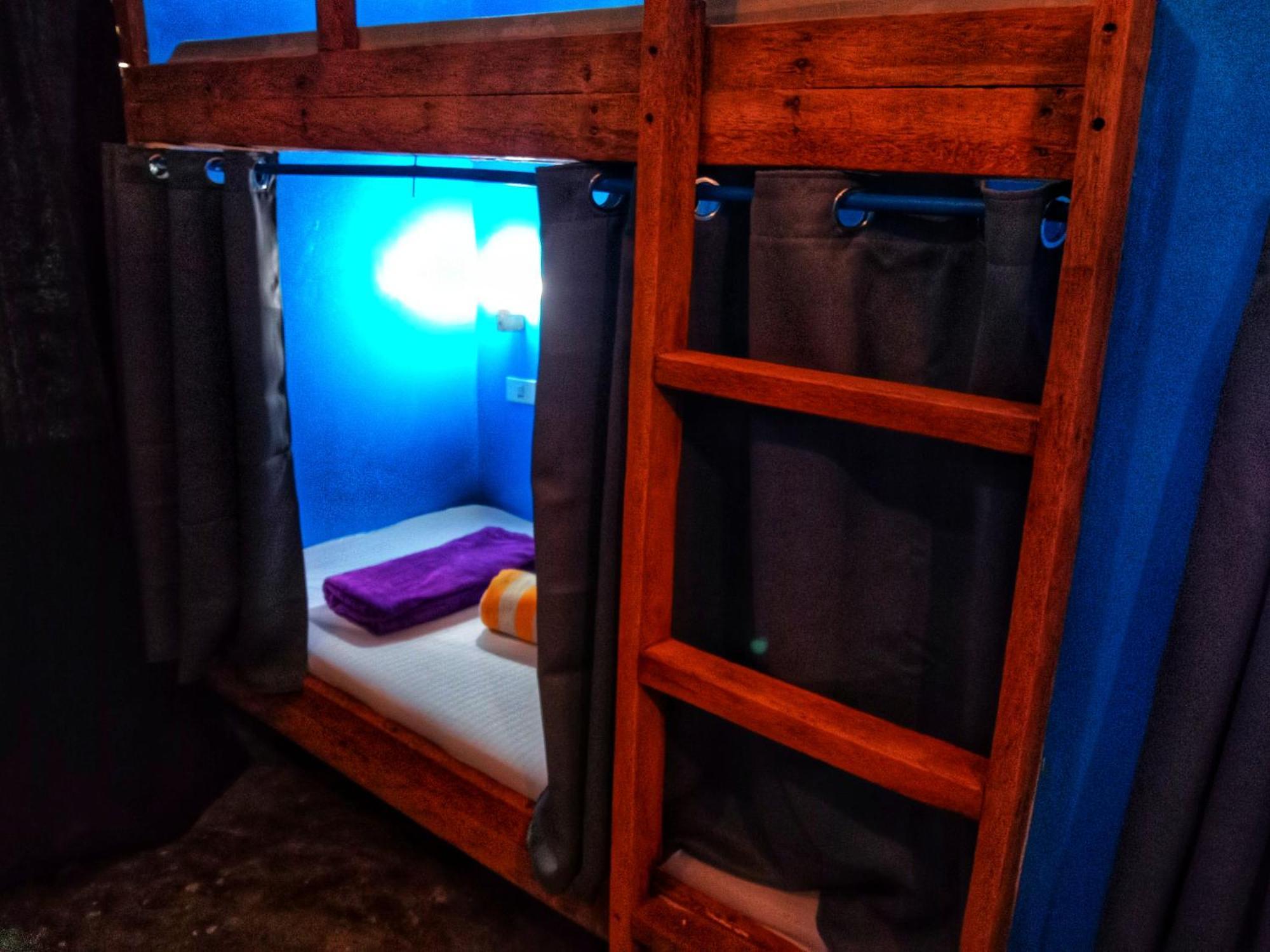 Jaydy Hostel General Luna  Zewnętrze zdjęcie