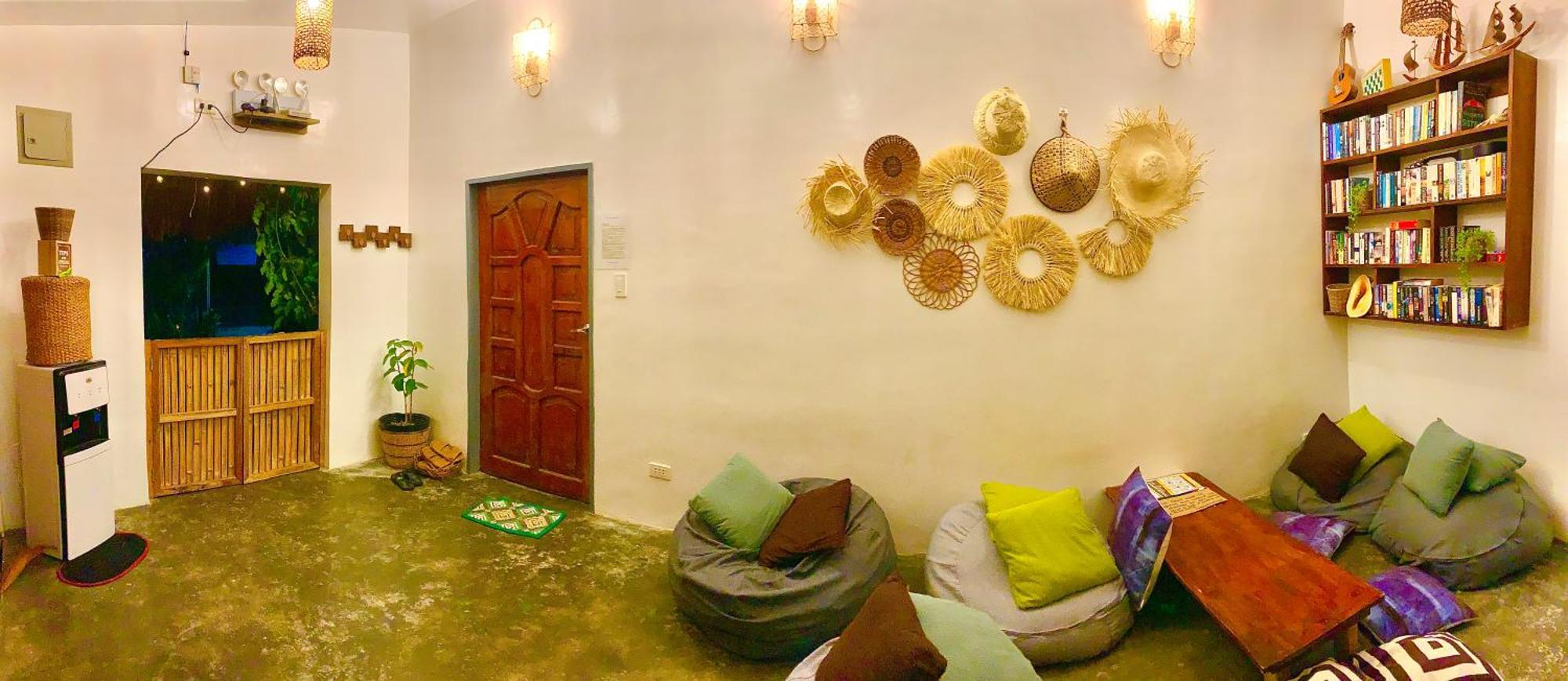 Jaydy Hostel General Luna  Zewnętrze zdjęcie